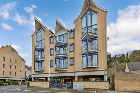 2 bedroom apartment for sale, Valetta Way, Rochester, Kent