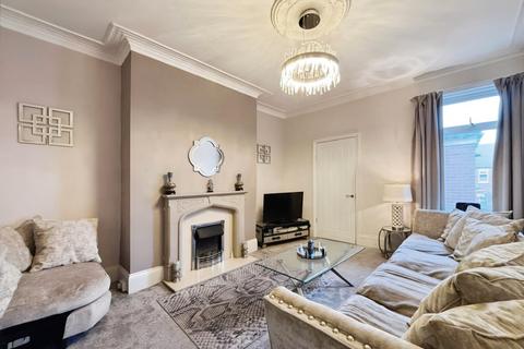 3 bedroom flat for sale, Osborne Avenue, South Shields