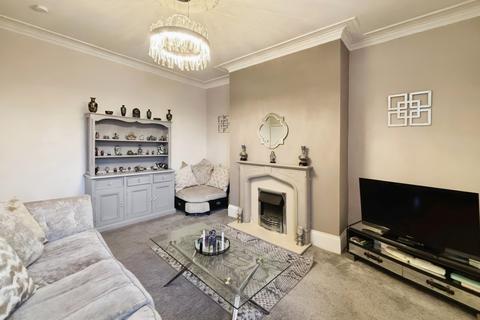 3 bedroom flat for sale, Osborne Avenue, South Shields