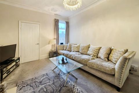 3 bedroom flat for sale, Osborne Avenue, South Shields