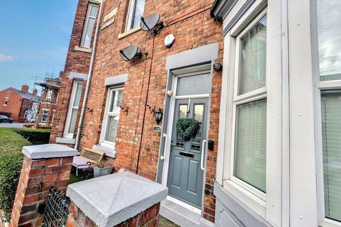 2 bedroom ground floor flat for sale, Oxford Avenue, Mortimer, South Shields, Tyne and Wear, NE33 4TP