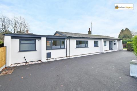 4 bedroom detached bungalow for sale, Heathfield Grove, Stoke-On-Trent ST3