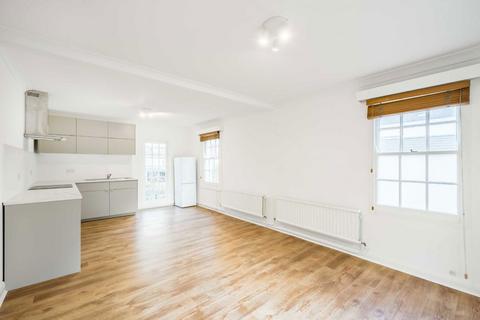 3 bedroom flat to rent, Priests Bridge, London SW15