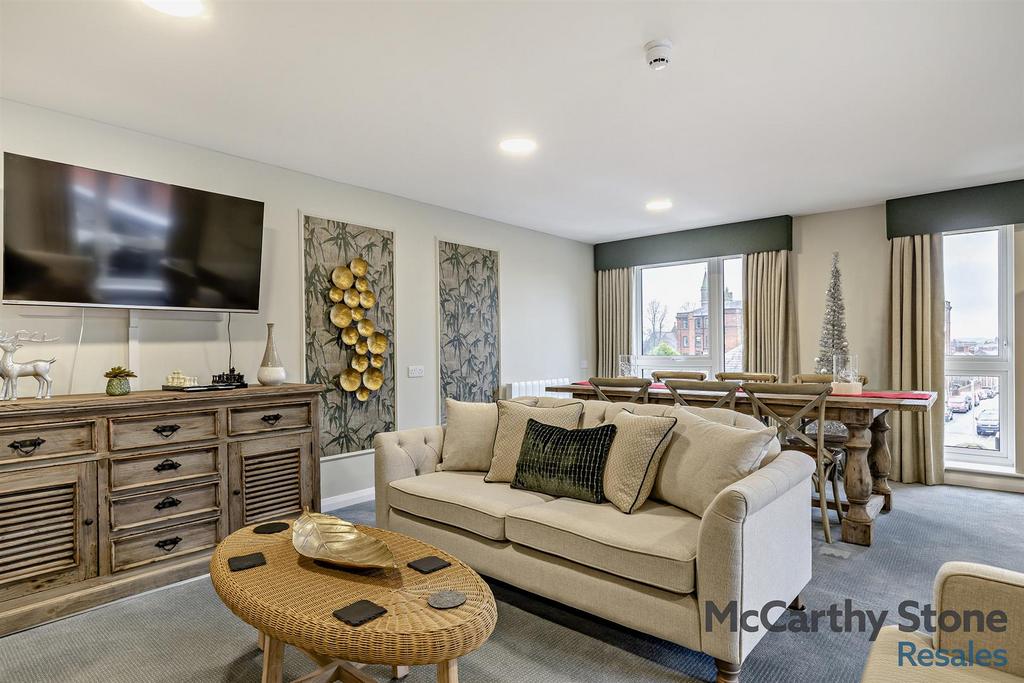 Homeowners Lounge