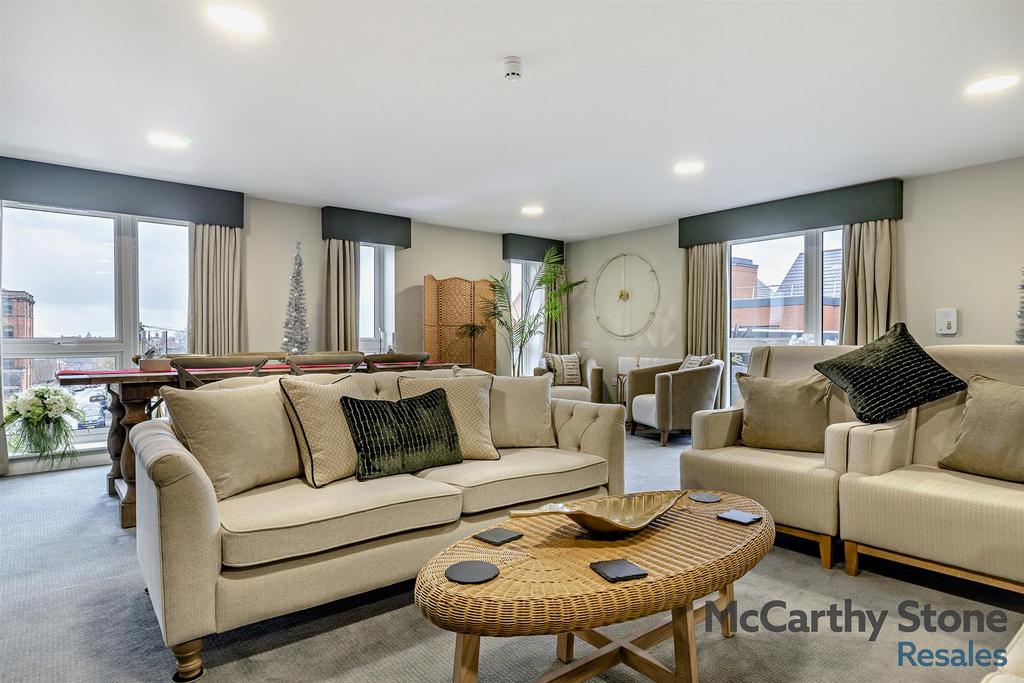 Homeowners Lounge