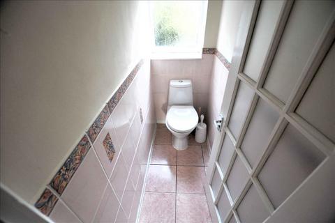 19 Park Way, Feltham, TW14 9DH