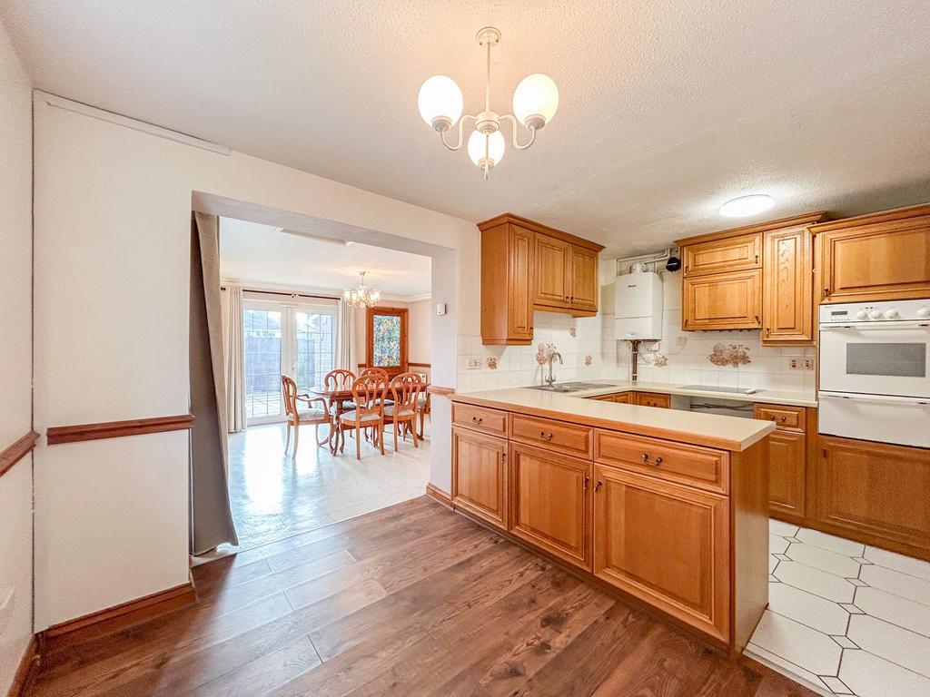 Kitchen/Breakfast Room