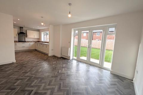 4 bedroom detached house to rent, Hay Meadow Avenue, Wirral CH49