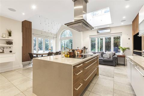 6 bedroom detached house for sale, Chenies Place, Barnet Road, Arkley, EN5