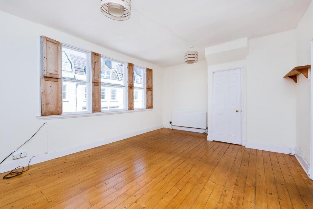 Flat 3, 24 New King Street, Bath, BA1 2 BT-3.jpg