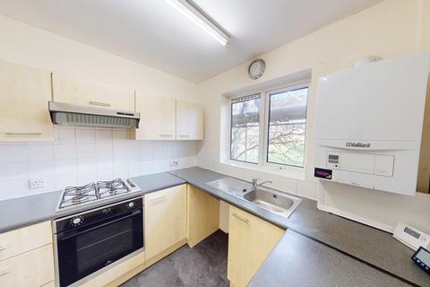 2 bedroom apartment to rent, Cheriton Drive, Bolton, BL2