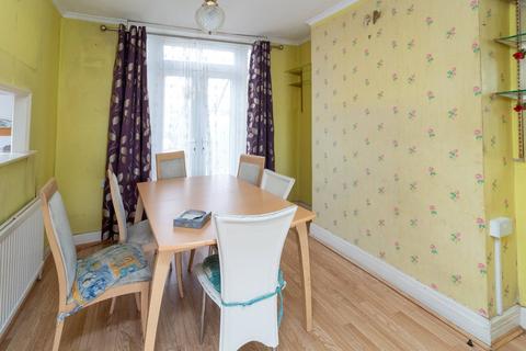 3 bedroom terraced house for sale, Brent Park Road, London, NW4