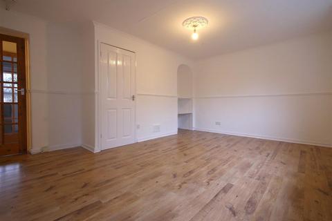 2 bedroom flat to rent, Friars Croft, Kirkintilloch