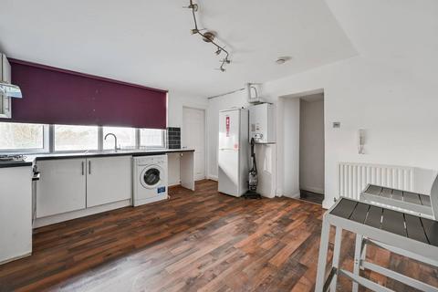 Studio for sale, April Court, Northwood Road, Thornton Heath, CR7, Thornton Heath, CR7