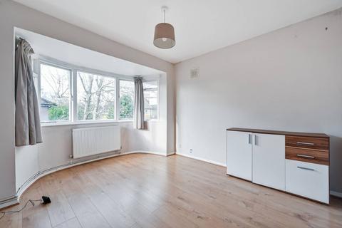 3 bedroom flat for sale, Cranleigh Close, Anerley, London, SE20