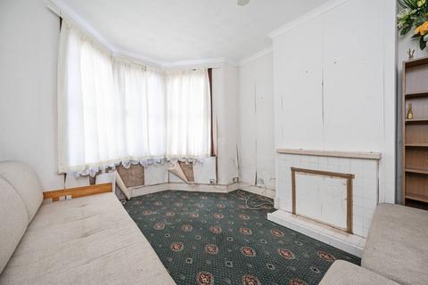 1 bedroom flat for sale, Bloxhall Road, Leyton, London, E10