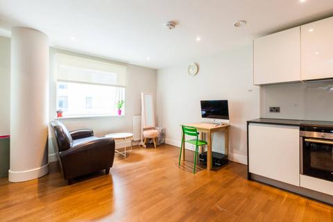 Studio to rent, Crawford Building, Aldgate, London, E1