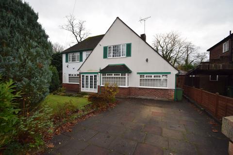 4 bedroom detached house to rent, Thornhill Road, Stockport, SK4 3HJ