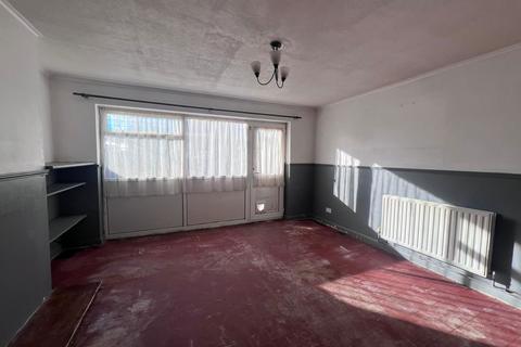 16 Highbury Gardens, Ramsgate, CT12 6QG