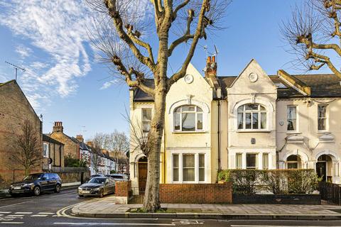 224 Wandsworth Bridge Road, London, SW6 2UE