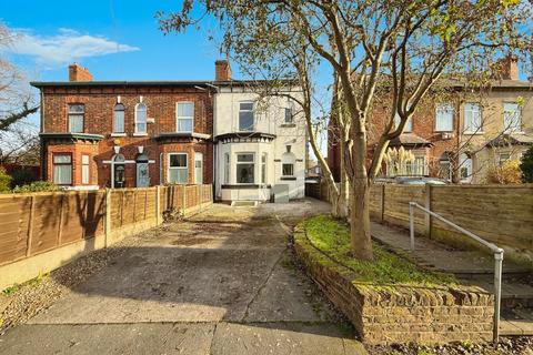 1 bedroom flat for sale, Vernon Avenue, Eccles, M30