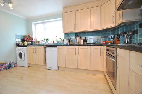 61 Darwin Road, Stevenage, SG2 0DD