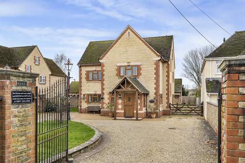 6 bedroom detached house for sale, Eynsham Road, Cassington, OX29