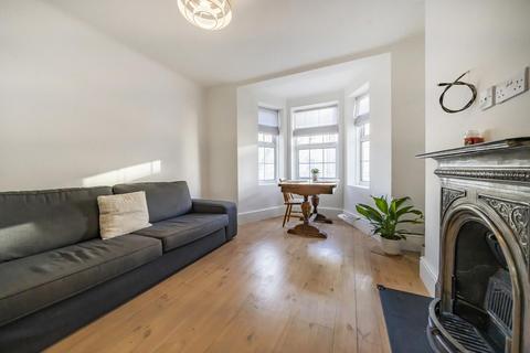 2 bedroom flat for sale, West Barnes Lane, New Malden