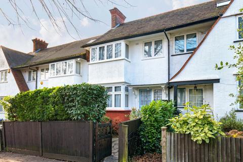 6 Park Drive, London, W3 8NA