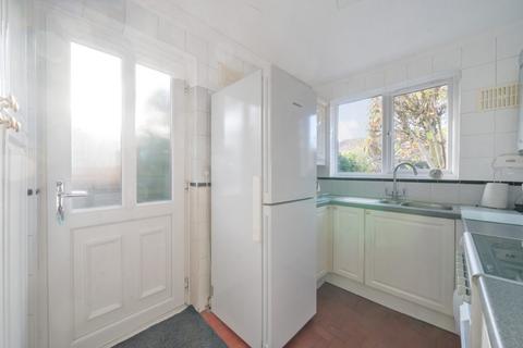 6 Park Drive, London, W3 8NA