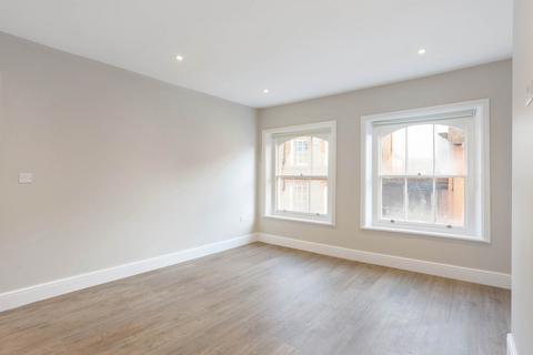 2 bedroom apartment to rent, Duke Street, Henley On Thames RG9