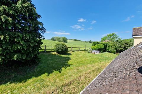 5 bedroom detached house to rent, Rackenford Road, Tiverton EX16