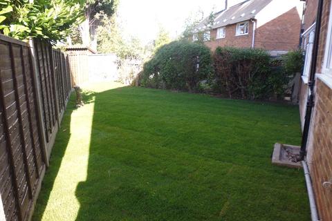 3 bedroom semi-detached house to rent, Haybridge Avenue, Hadley, Telford, Shropshire, TF1