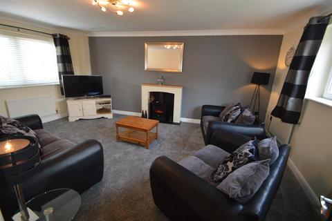 4 bedroom house to rent, Drayton Street, Manchester M15