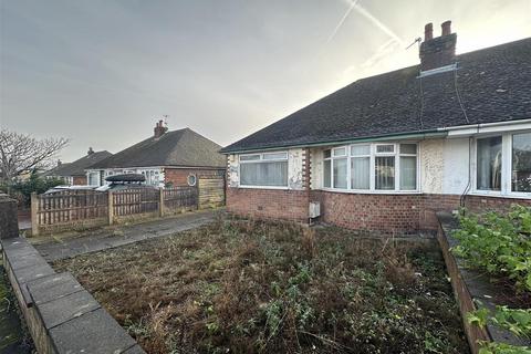 2 bedroom semi-detached bungalow for sale, Hillcrest Drive, Tarleton, Preston