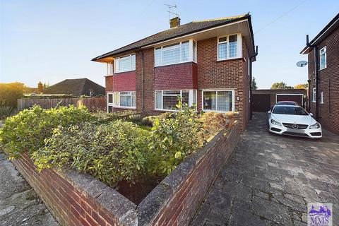 3 bedroom semi-detached house for sale, Sandycroft Road, Strood