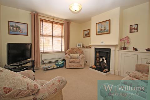 3 bedroom semi-detached house for sale, High Street, Wootton Bridge, Ryde