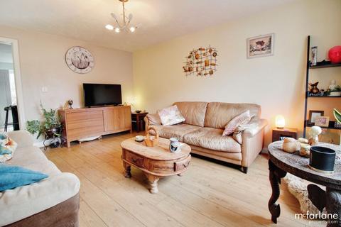 3 bedroom terraced house for sale, Falklands Road, Swindon SN4