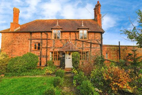 2 bedroom semi-detached house for sale, Churchend, Tewkesbury GL20