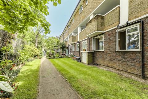 3 bedroom apartment for sale, The Copse, Fortis Green, London, N2