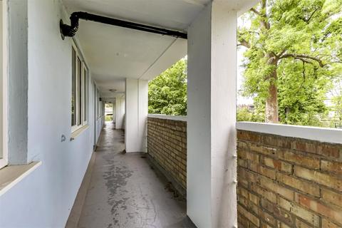 3 bedroom apartment for sale, The Copse, Fortis Green, London, N2