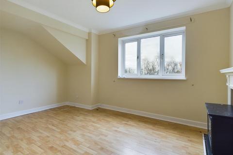 2 bedroom apartment to rent, Foxdale Drive, Brierley Hill