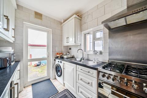 5 Rannock Avenue, London, NW9 7JN