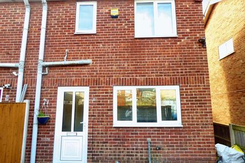 3 bedroom semi-detached house to rent, Church Street, Sandiacre. NG10 5DF