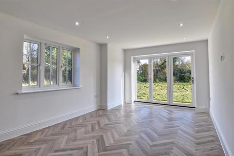 undefined, Tenterden Road, Appledore