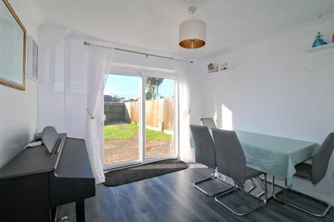 5 bedroom detached house for sale, Wilkinson Way, Seaford