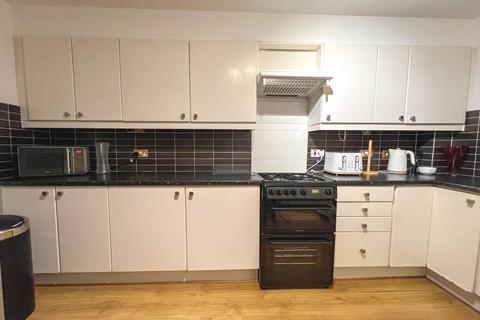 2 bedroom flat to rent, Niddry Street, Edinburgh