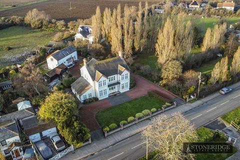 7 bedroom detached house for sale, Great Holland CO13