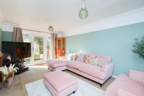 3 bedroom semi-detached house to rent, Churchlands Cottages, Kirdford, Billingshurst, RH14