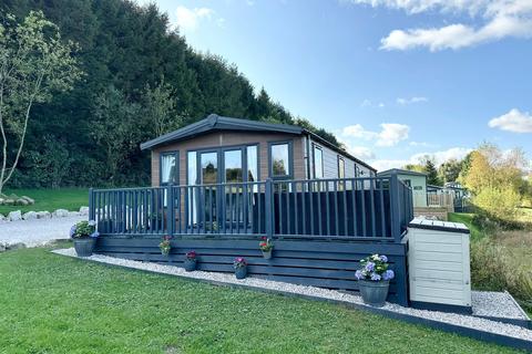 2 bedroom lodge for sale, Carnforth Lancashire